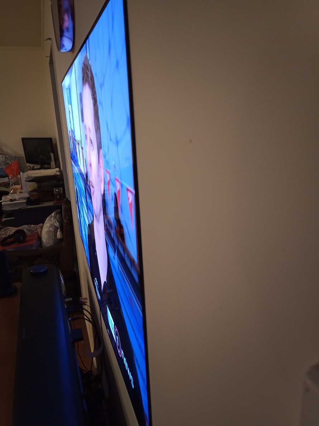 Efficient and secure TV wall mount installation by experienced professionals